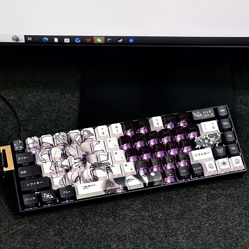 Klawiatura mechaniczna z motyw – Gaming Accessories Aesthetic recenzja i cena